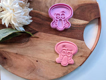 Cargar imagen en el visor de la galería, Spongebob cutters and embosser
