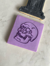 Load image into Gallery viewer, Skull Fondant debosser

